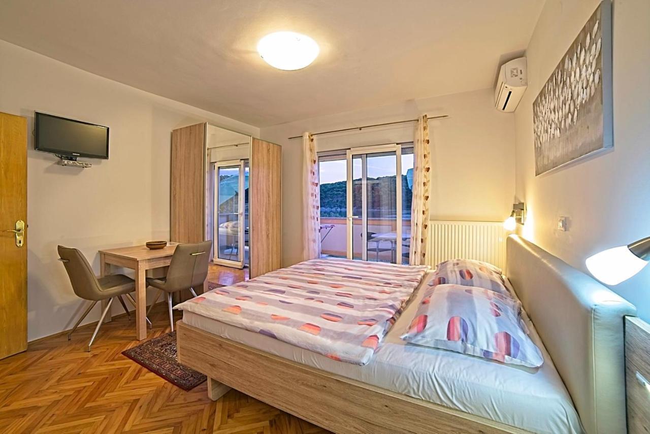 Studio Apartments Peric Rab Kampor Eksteriør bilde